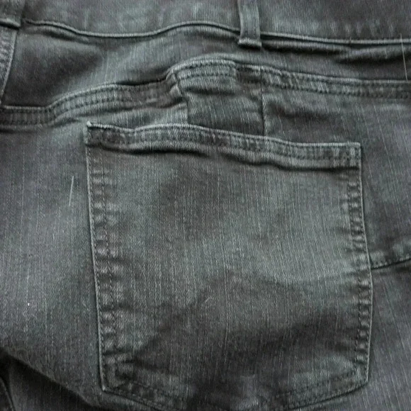 Torrid Jeans - Picture 4 of 8